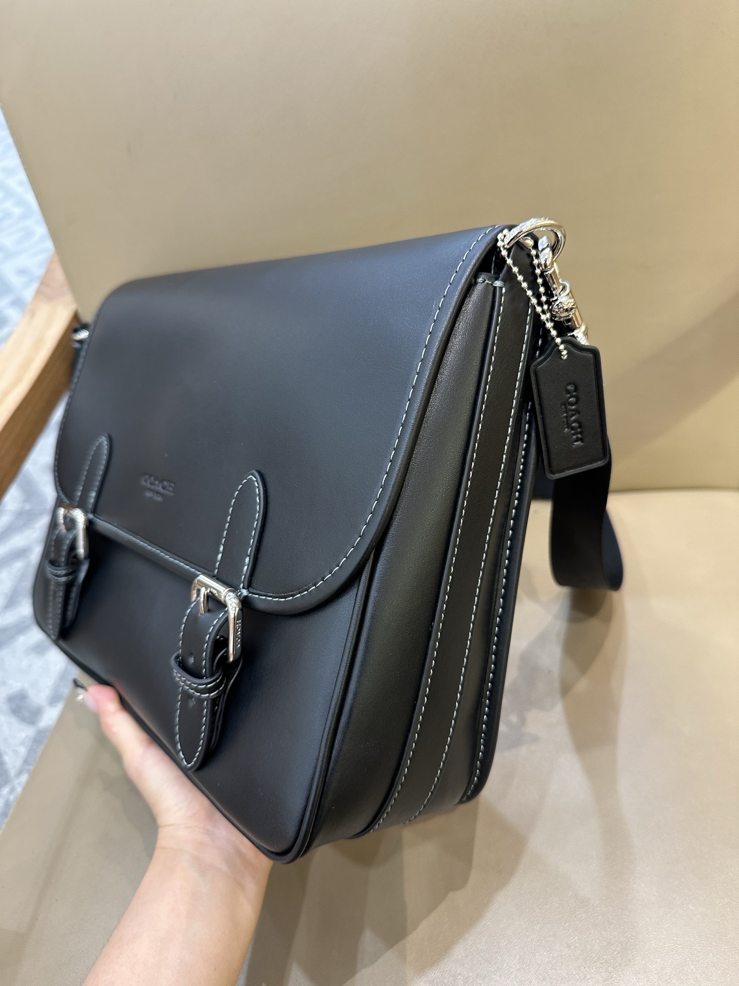 CAH91 CAH92 HITCH Men's Shoulder Messenger Bag