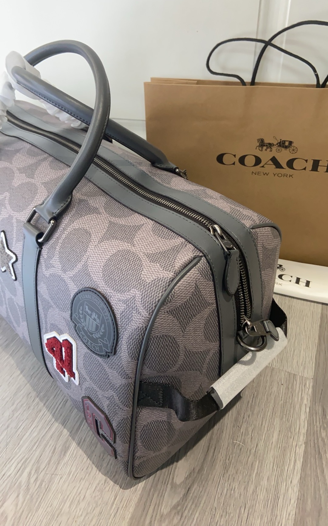 Men Handbag CCG42 Venturer Travel Bag In Maxi Signature Canvas With Patches