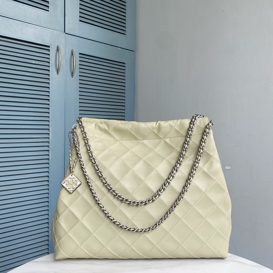 Women Handbag 154572 Fleming Soft Drawstring Bag