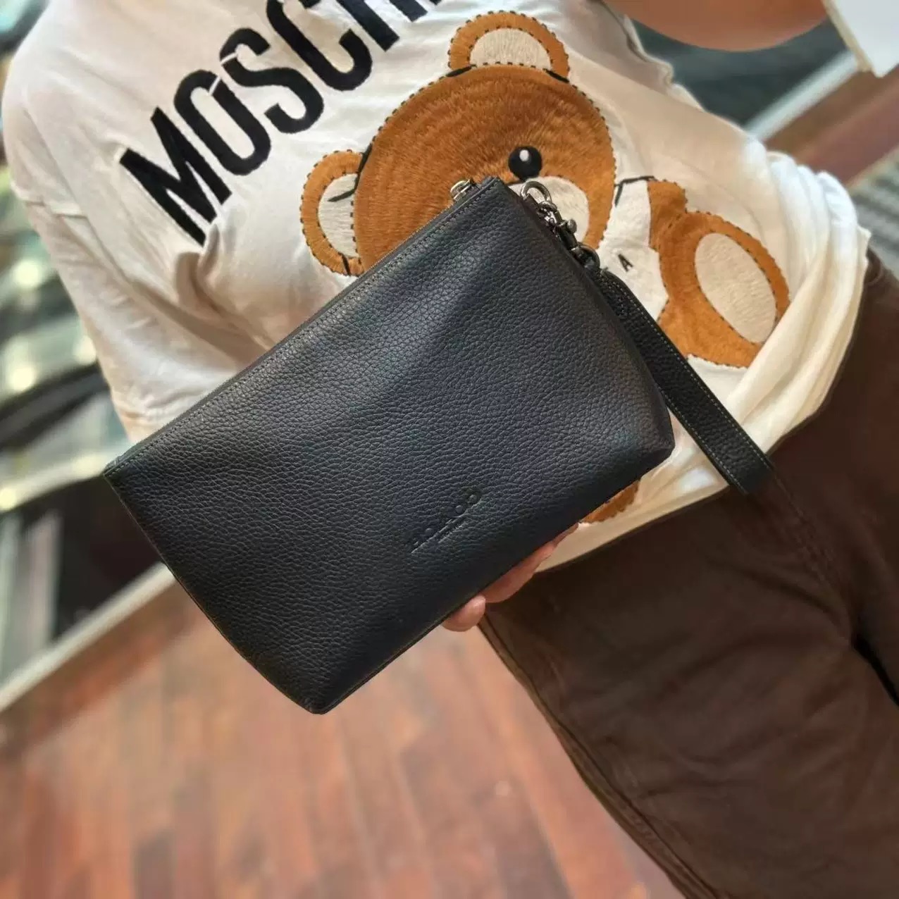 Men handbag CCF32 CCF33 Pouch In Signature Canvas wallet Wristlet