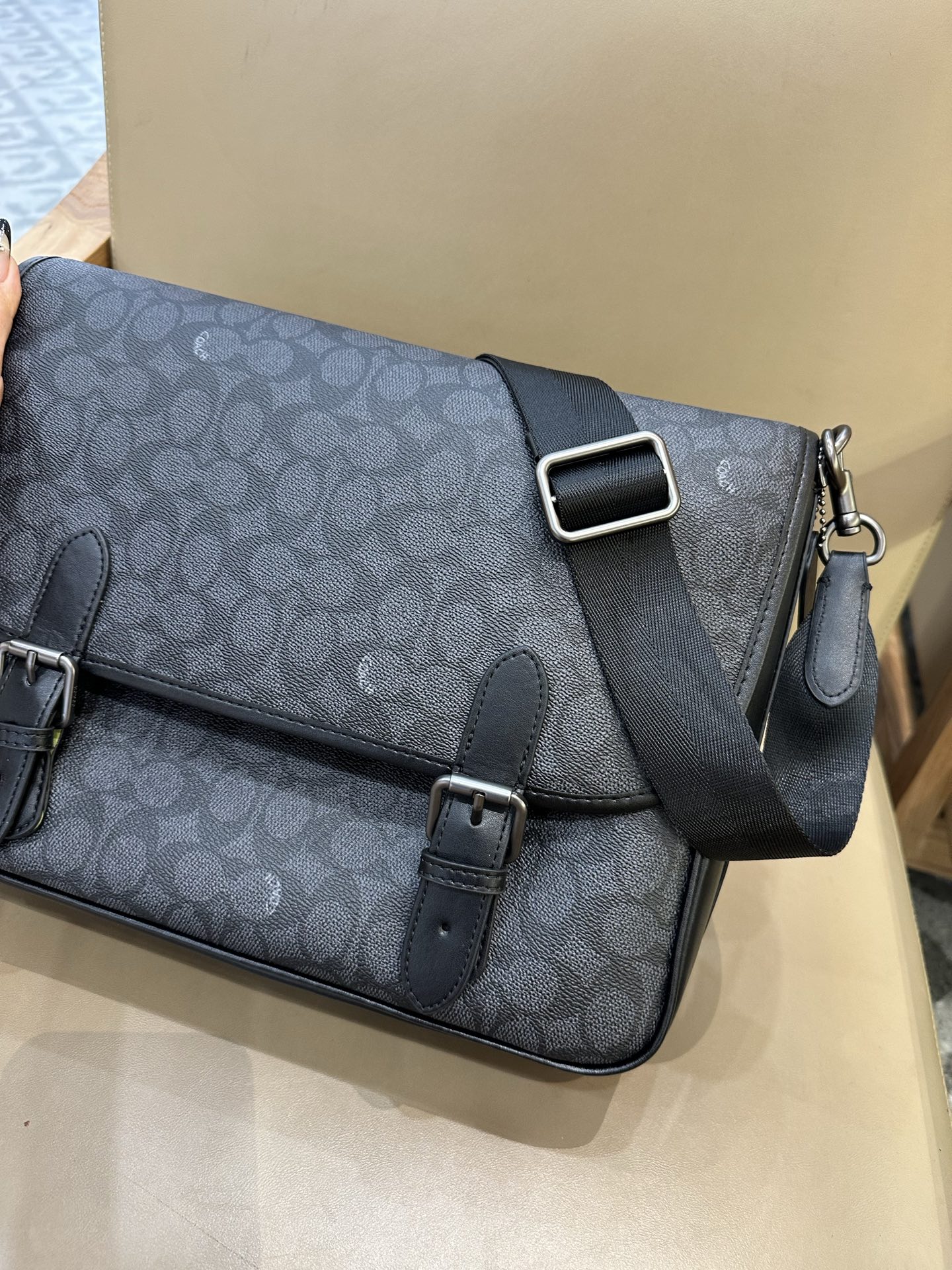 CAH91 CAH92 HITCH Men's Shoulder Messenger Bag