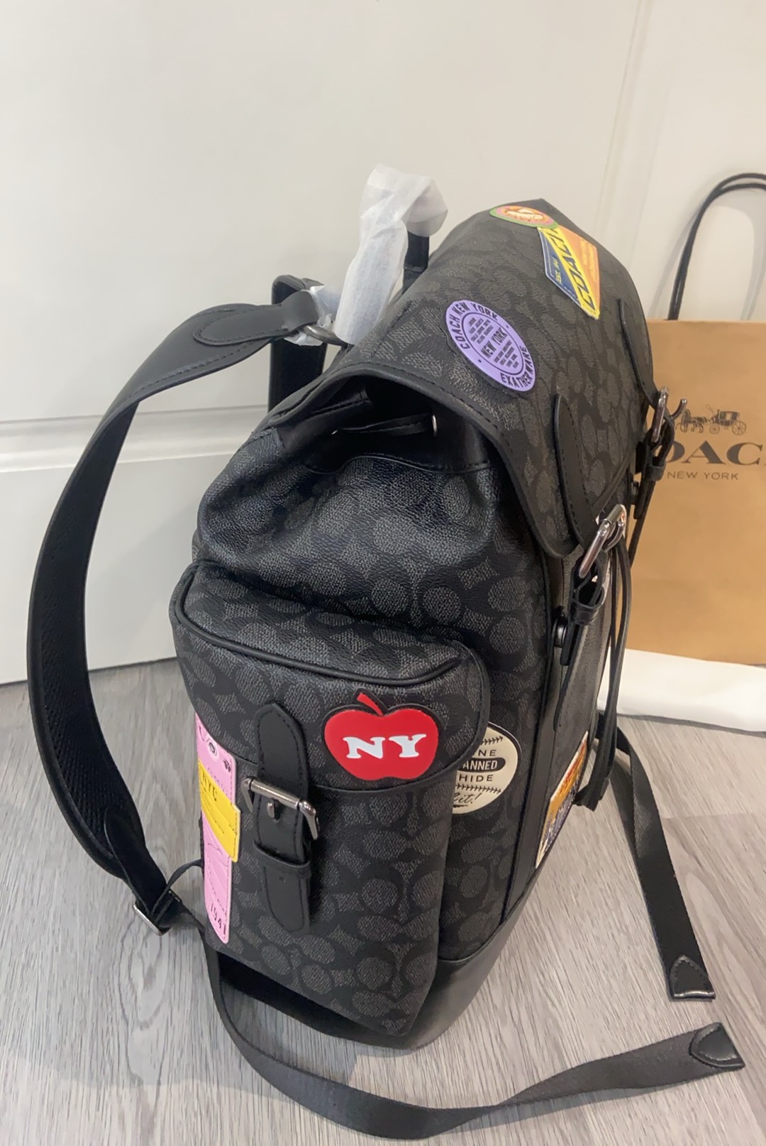 Coach CBF04 HITCH BACKPACK IN SIGNATURE CANVAS WITH PATCHES