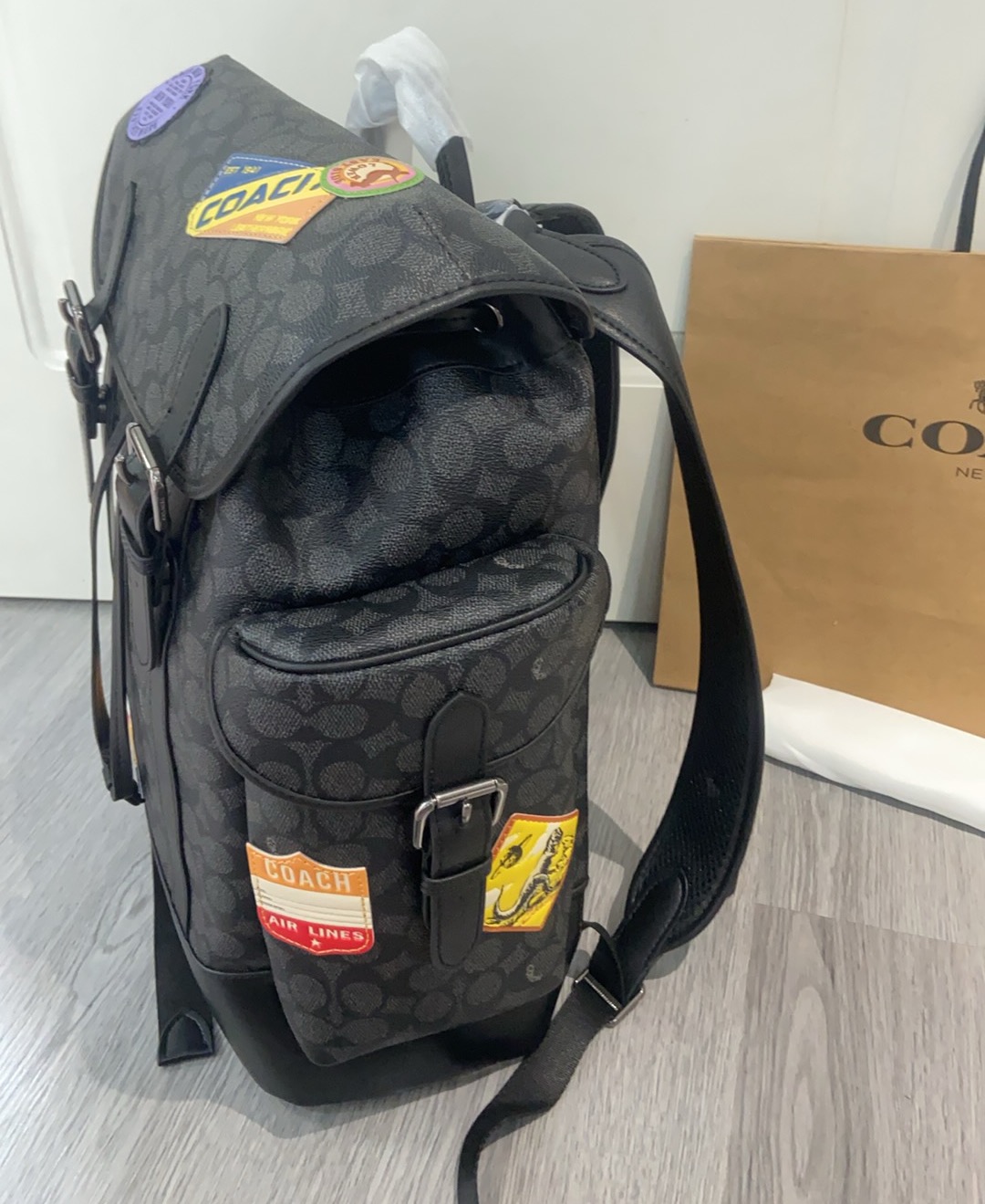 Coach CBF04 HITCH BACKPACK IN SIGNATURE CANVAS WITH PATCHES