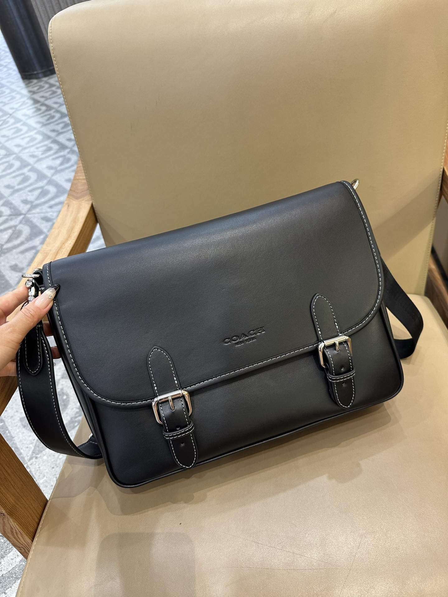CAH91 CAH92 HITCH Men's Shoulder Messenger Bag